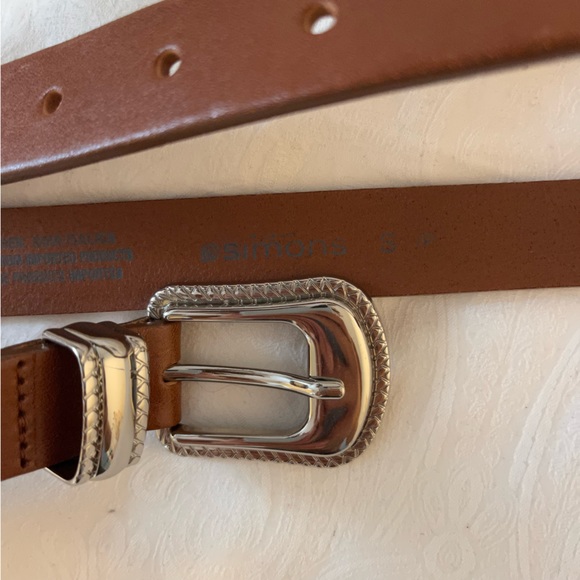 Simons brown belt with silver - Picture 2 of 2